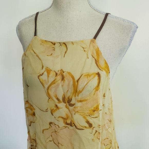 HD in Paris | Anthropologie Floral Cami Top - Picture 3 of 9